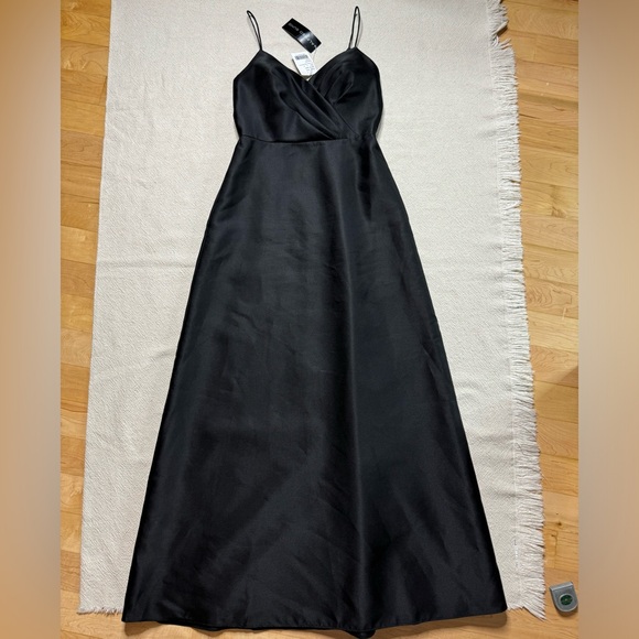 NEW Alfred Sung Black Satin Twill Vneck Pintuck Maxi Dress 6 - Picture 2 of 9